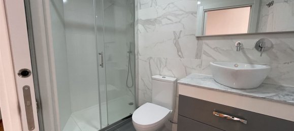 241m² Building in Setubal, Portugal No. 106183 9