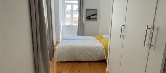 241m² Building in Setubal, Portugal No. 106183 21