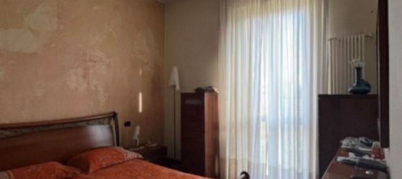 Apartamento de 4 divisões em Cormano, Italy N.º 29815 16