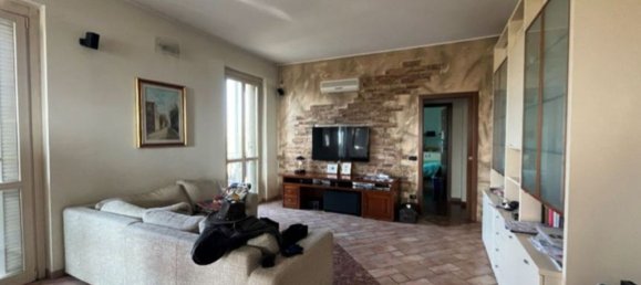 Apartamento de 4 divisões em Cormano, Italy N.º 29815 18
