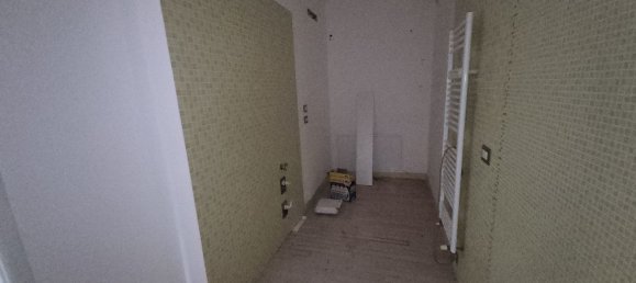 9 rooms Apartment in Fermo, Italy No. 229185 14
