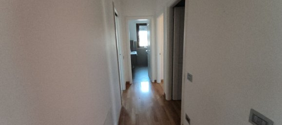 9 rooms Apartment in Fermo, Italy No. 229185 17