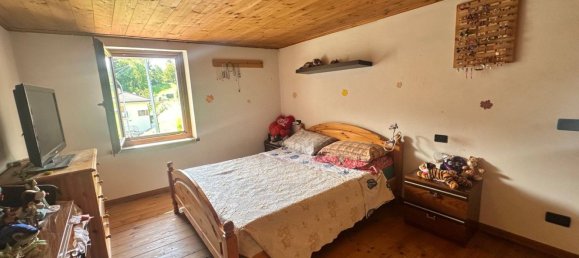 4 bedrooms House in Limana, Italy No. 319292 3