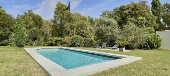 Дом с 5 спальнями в Приморская Шаранта, Франция № 323006 5