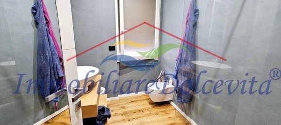 Apartamento de 3 habitaciónes en Florence, Italy No. 37775 9
