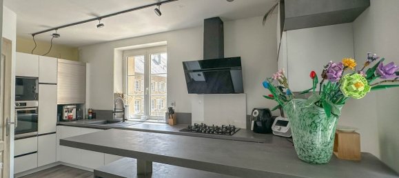 Дуплекс с 5 спальнями в Манон, Франция № 339117 3