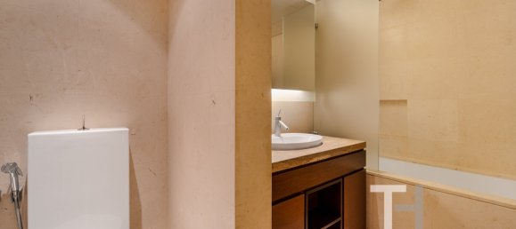 3 bedrooms Apartment in Burj Khalifa, UAE No. 28468 11