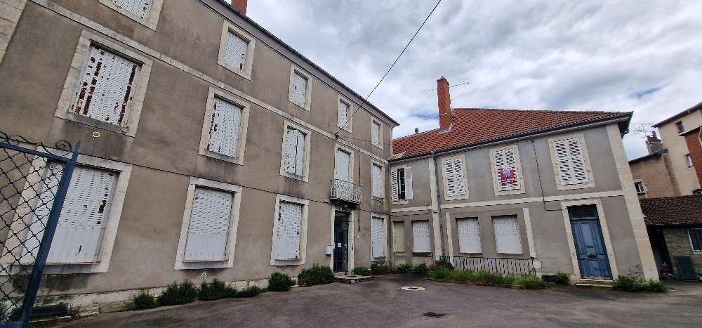 Escritório em Toul, France 440 m² N.º 85985