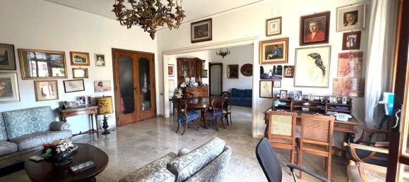 5 bedrooms Apartment in Naples, Italy No. 340014 25