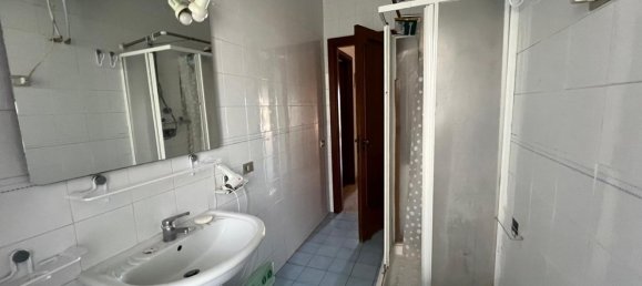 5 bedrooms Apartment in Naples, Italy No. 340014 17