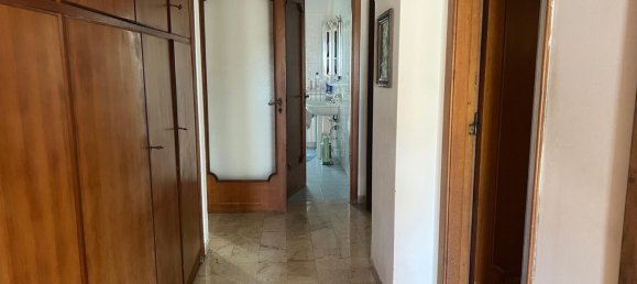 5 bedrooms Apartment in Naples, Italy No. 340014 23