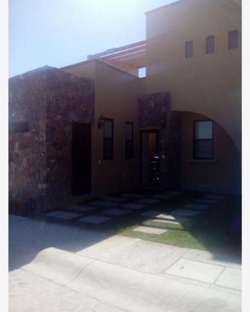 3 bedrooms House in Guanajuato, Mexico No. 156414