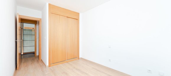 Квартира с 2 спальнями в Лас-Розас де Мадрид, Испания № 146207 4