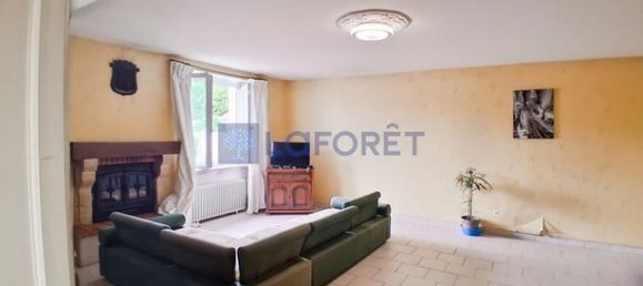 2 bedrooms House in Jaulnay, France No. 314188 2