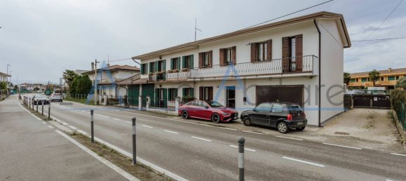 5 chambres Villa à Legnaro, Italy No. 181204 25