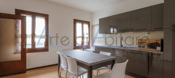 5 chambres Villa à Legnaro, Italy No. 181204 11