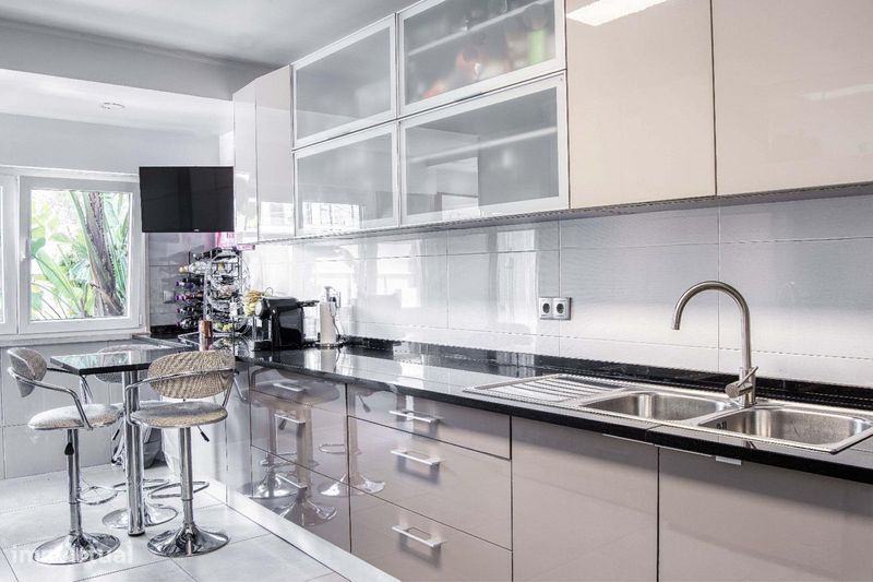 5 bedrooms House in Cascais, Portugal No. 123250