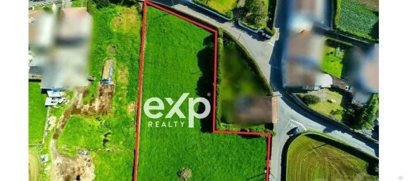 346m² Commercial property in Ponta Delgada, Portugal No. 297012 8