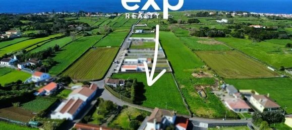 346m² Commercial property in Ponta Delgada, Portugal No. 297012 12