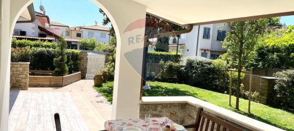 5 غرف نوم فيلا في Forte dei Marmi, Italy رقم 311656 3