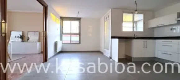 3 bedrooms Apartment in Manises, Spain No. 69889 2
