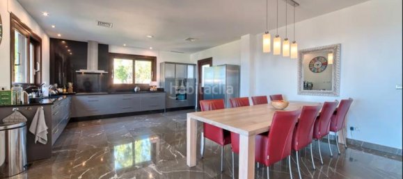 6 bedrooms House in Malaga, Spain No. 35151 16