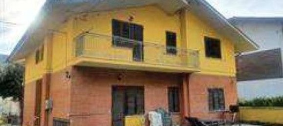 Gewerbliche Immobilie in Frontone, Italy 275m², Nr. 183338 5