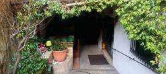 Gewerbliche Immobilie in Frontone, Italy 275m², Nr. 183338 4