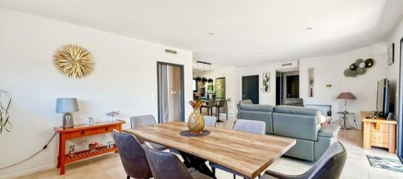 Casa de 4 dormitorios en Montauban, France No. 363923 2