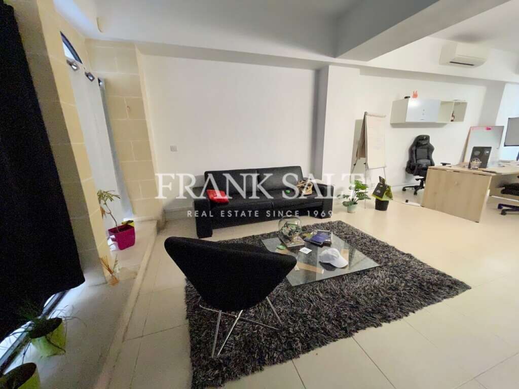172m² Office in Sliema, Malta No. 12360