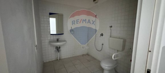 Gewerbliche Immobilie in Reggio Emilia, Italy 103m², Nr. 349048 10