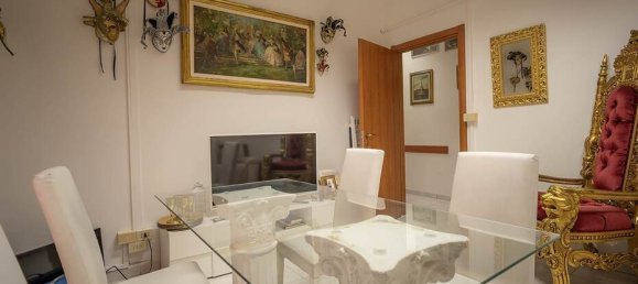 2 Schlafzimmer Wohnung in Livorno, Italy, Nr. 75179 17