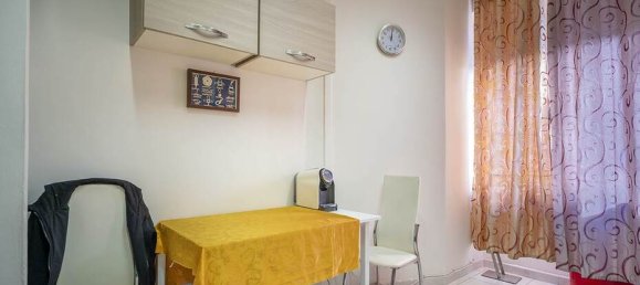 2 Schlafzimmer Wohnung in Livorno, Italy, Nr. 75179 8