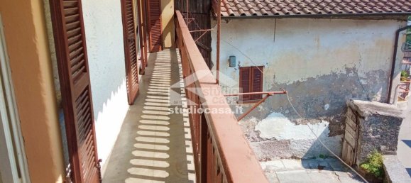 6 bedrooms House in Gorno, Italy No. 361066 12