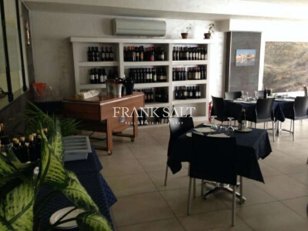  مقهى / مطعم في Saint Julian's, Malta 4متر مربع رقم 13279