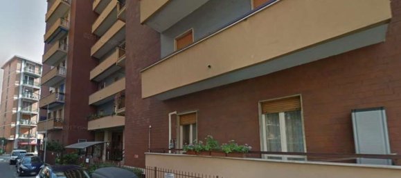 2-salle Appartement à Melegnano, Italy No. 16220 14