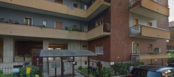 2-salle Appartement à Melegnano, Italy No. 16220 2