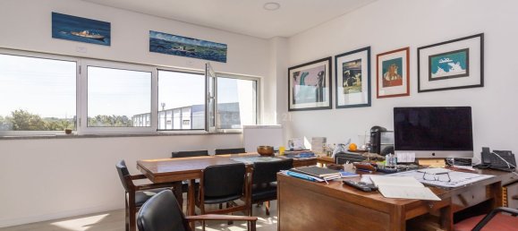 Entrepôt à Seixal, Portugal 598m² No. 98997 23