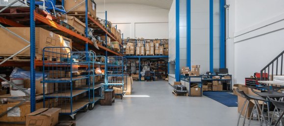 Entrepôt à Seixal, Portugal 598m² No. 98997 34