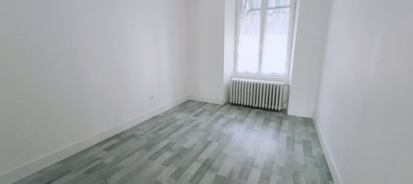 200m² Commercial property in Bourbonne-les-Bains, France No. 263407 16