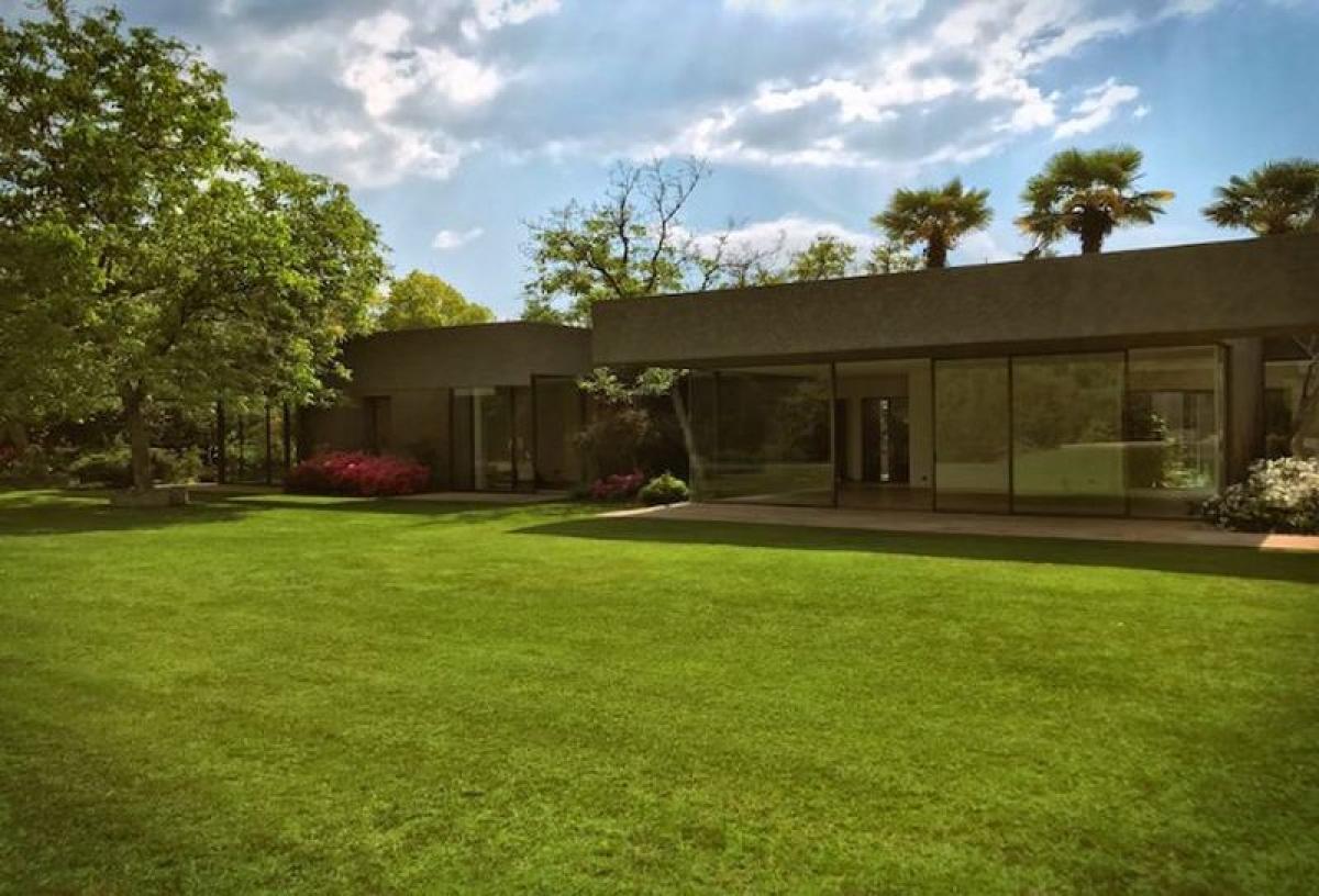 5 bedrooms House in Santiago, Chile No. 4303