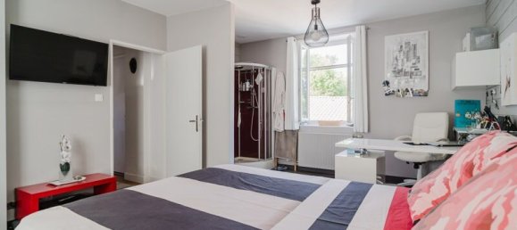 6 bedrooms House in Simandres, France No. 350862 6