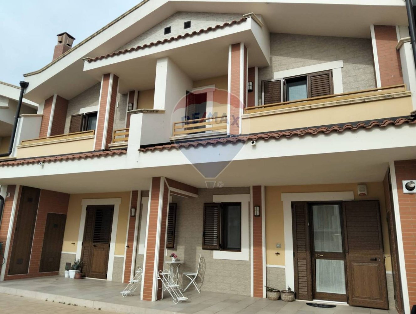 Casa de 3 dormitorios en Manfredonia, Italy No. 80888