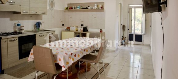 2 bedrooms Villa in Chiaramonte Gulfi, Italy No. 177252 6