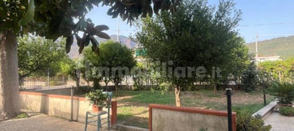 Apartamento de 4 dormitorios en Sarno, Italy No. 313660 2