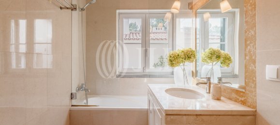 6 bedrooms Villa in Cascais, Portugal No. 178156 16