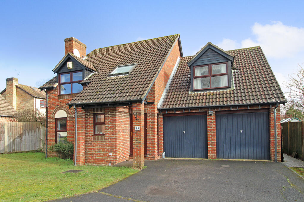 4 bedrooms House in Tadley, United Kingdom No. 10518