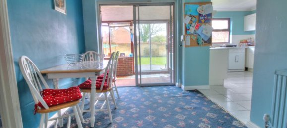 4 bedrooms House in Tadley, United Kingdom No. 10518 6