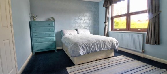 4 bedrooms House in Tadley, United Kingdom No. 10518 9