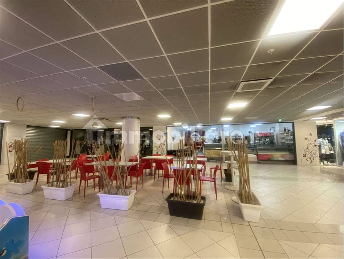 2 rooms Commercial property in Trento, Italy No. 112920